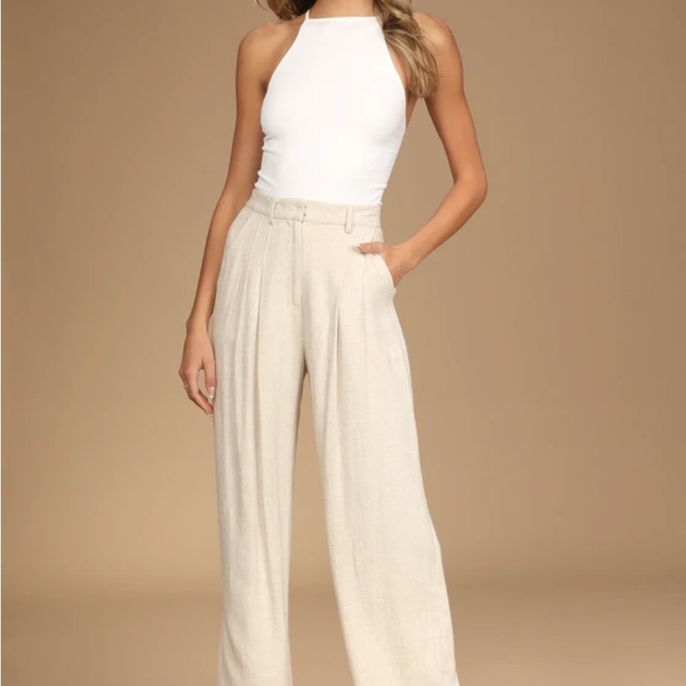 NWT Lulu’s Beige High Waisted Wide Leg Pleated Trouser Pants